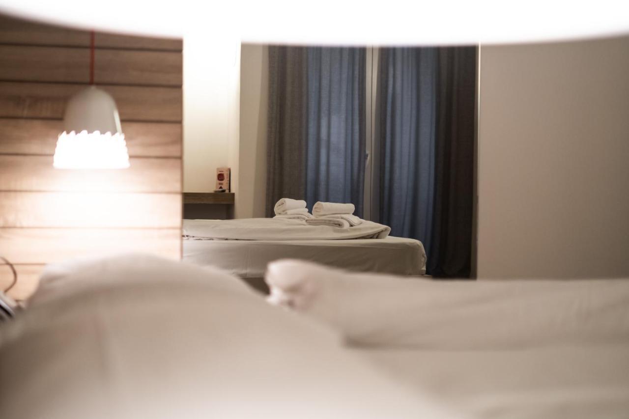 Hotel B612 Levico Terme Esterno foto