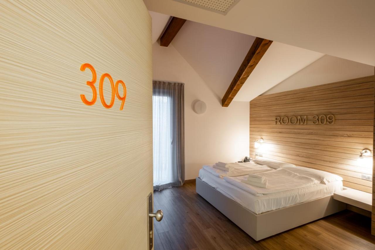 Hotel B612 Levico Terme Esterno foto