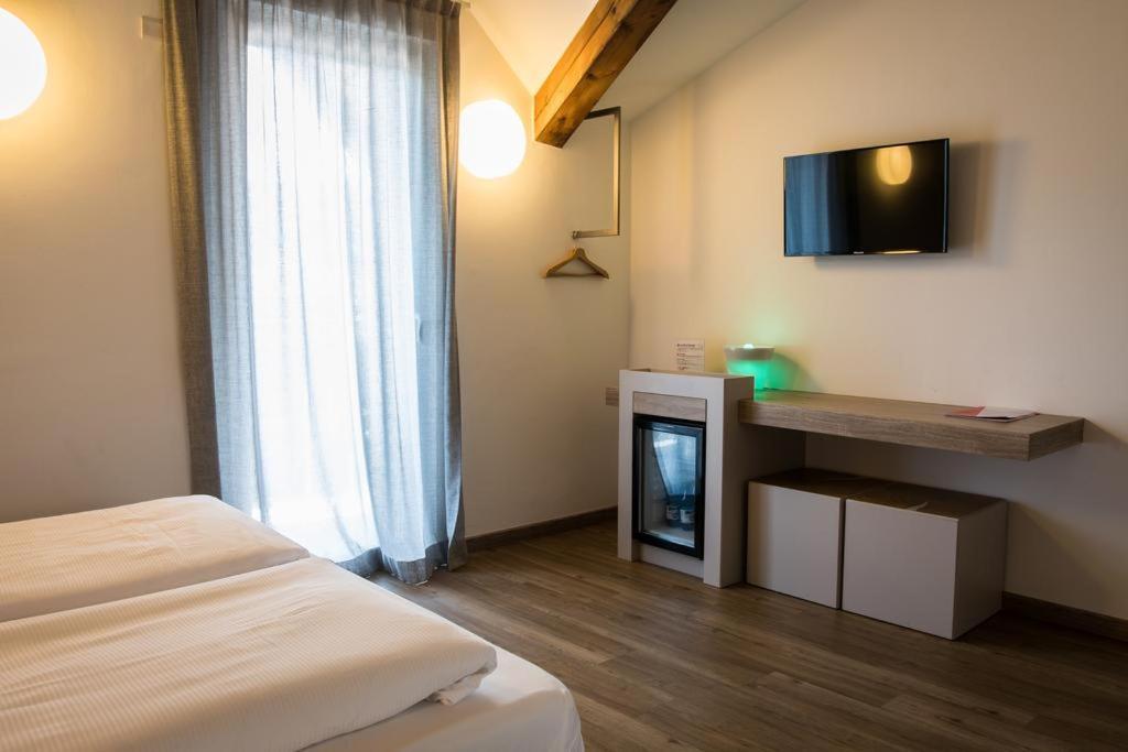 Hotel B612 Levico Terme Esterno foto